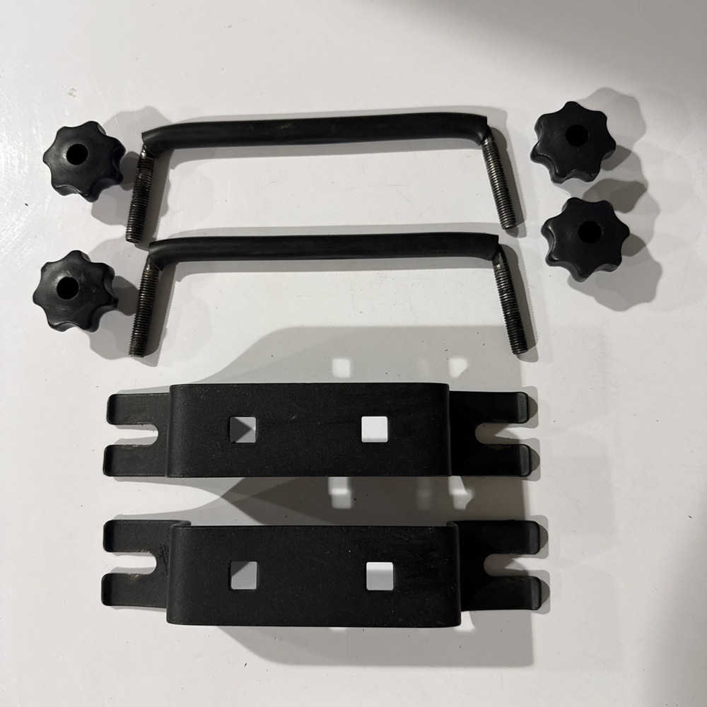 Vintage Thule Quick On/Off Cargo Box Mounting Brackets Pair w/ Knobs